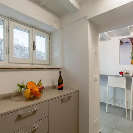 Ground Floor With Patio-Ghibellina 65 Apartment Florence Exterior photo